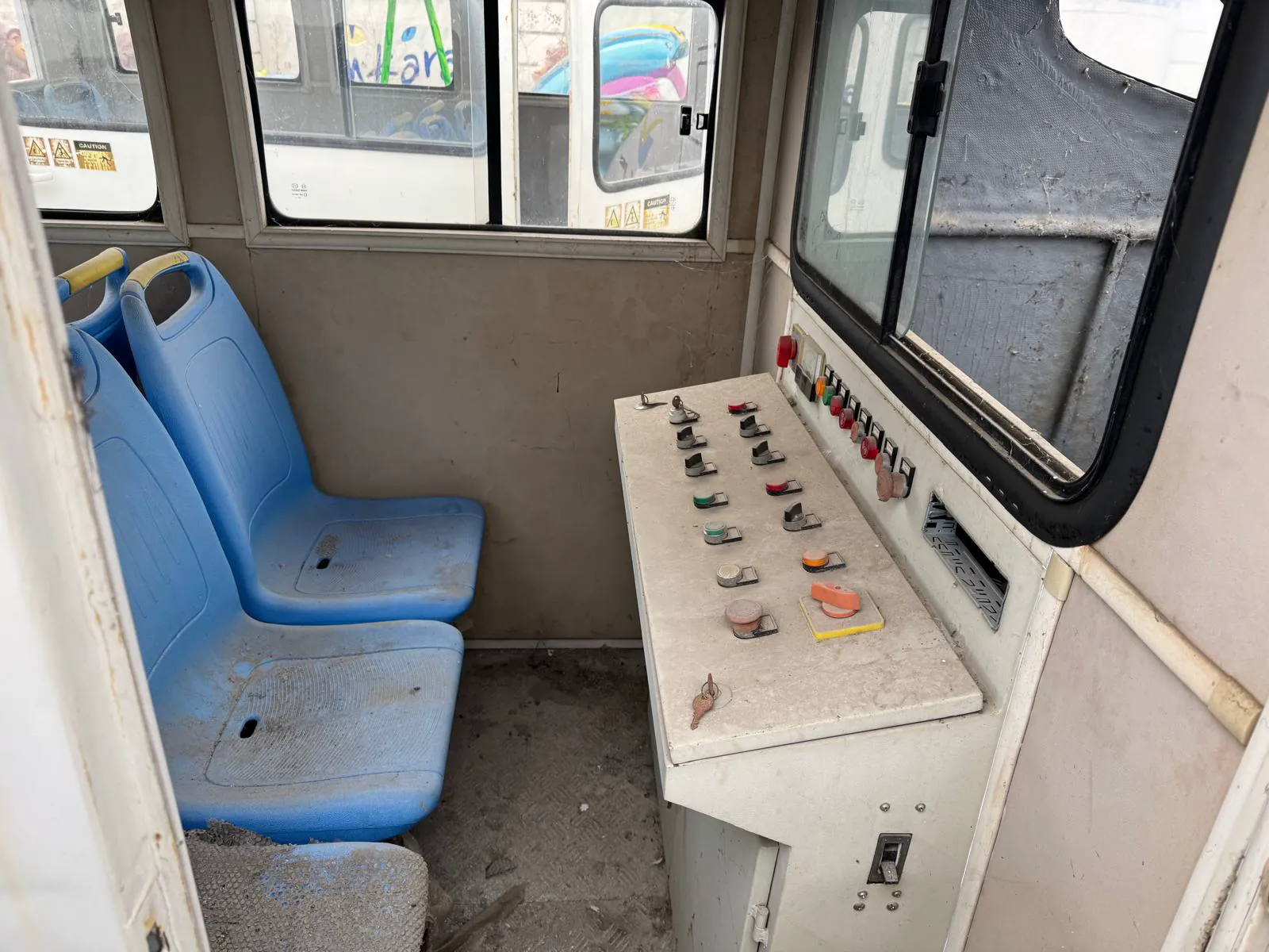 Vatman koltuğu - yolcu koltuğuyla aynı